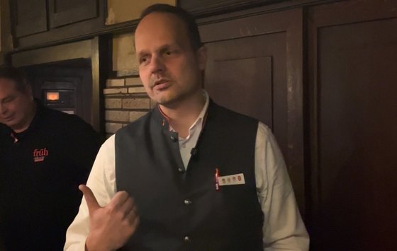 Bild Chef vum Deens ...